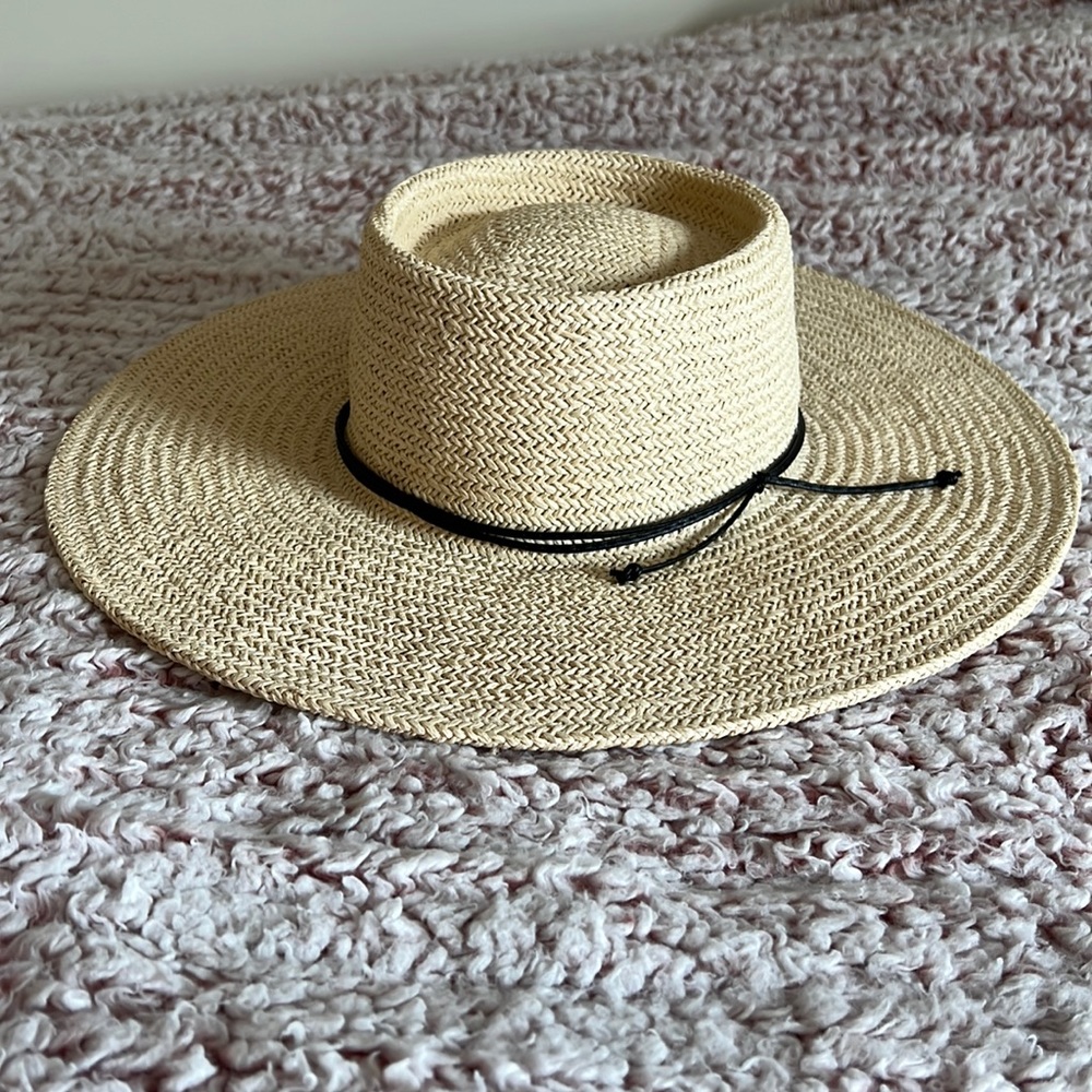 Flat brim hat